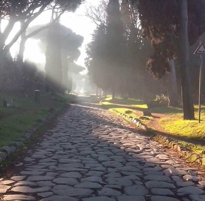 Home To Rome — Foto 1